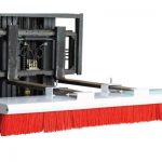 Сэргээгч ачааны машинд гудамжны шүүрч авагч хавсаргасан